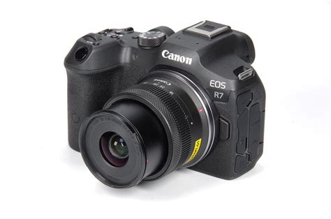 Canon EOS R7 performance