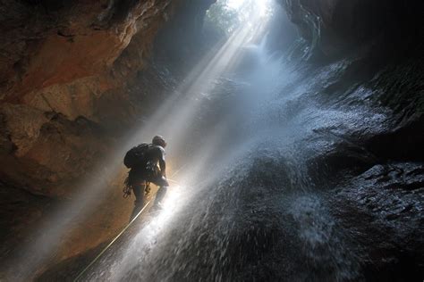 Canyoning skill level