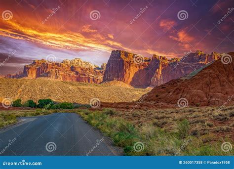 Capitol Reef Sunrise Photography Tour: An Honest Review