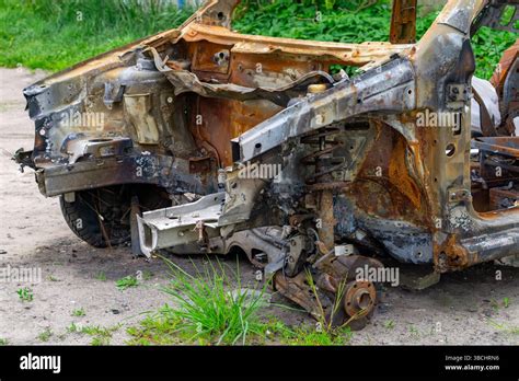 Car Damage Visible Signs