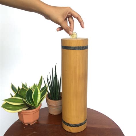 Cara Membuat Celengan Dari Bambu