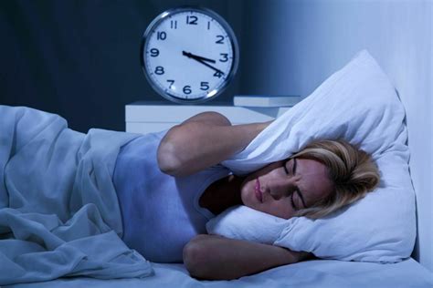 Cara Mengatasi Orang Tua Susah Tidur