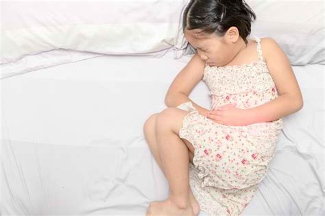 Cara Mendiagnosis Sakit Perut pada Anak