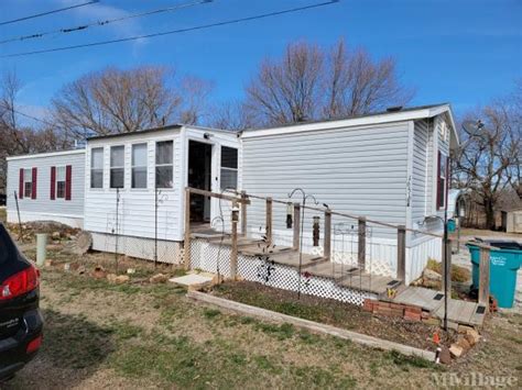 Experience Comfortable Living at Caravan Mobile Home Park in the Heart of Springfield, MO