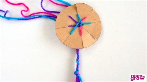 Cardboard Circle Friendship Bracelet