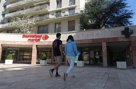 Carrefour Versailles