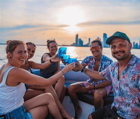 Cartagena sunset party en beach club
