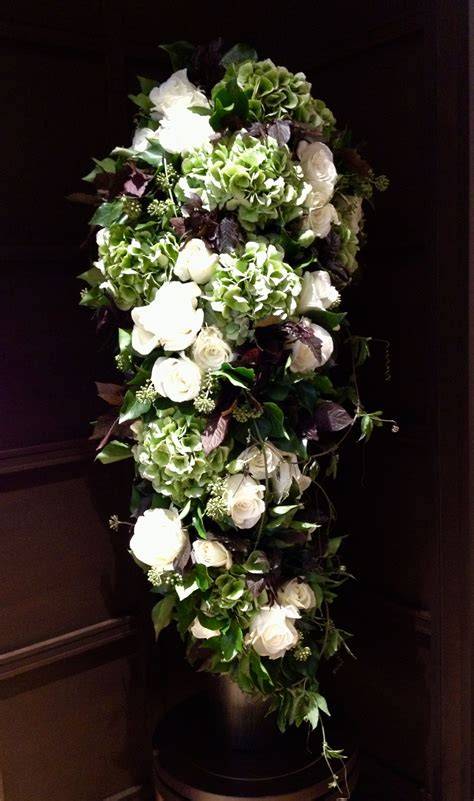 Cascading Arrangements