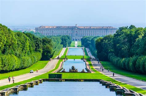 Caserta Palacio Real y jardines