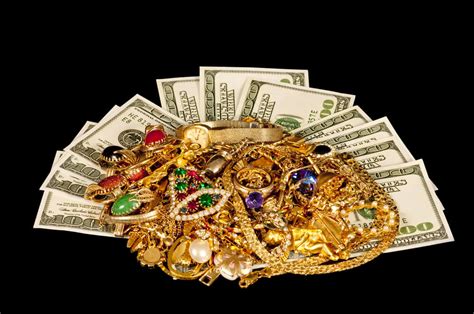 Cash for Gold ? 3 Reasons to Get Rid of Your Old Jewelry