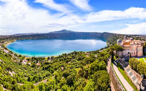 Castel Gandolfo lake view