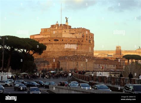 Castel Sant'Angelo crowded