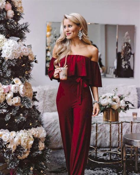 Casual Christmas Party Outfit Ideas