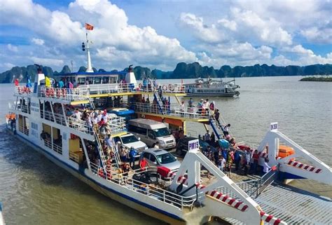 Cat Ba Ferry
