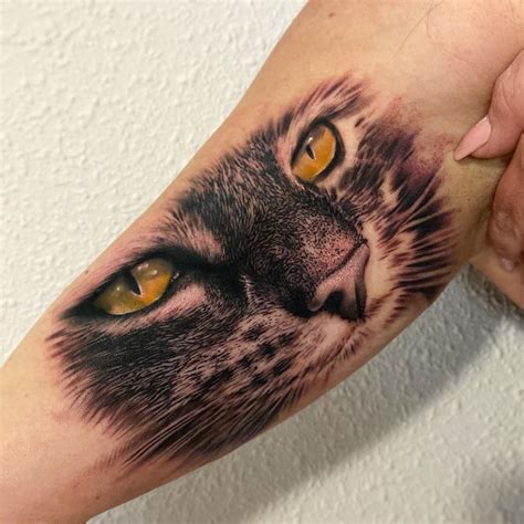 Cat Eyes Tattoo