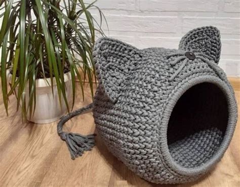 Cat Pod Crochet