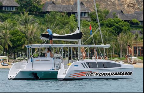 Catamaran Check In