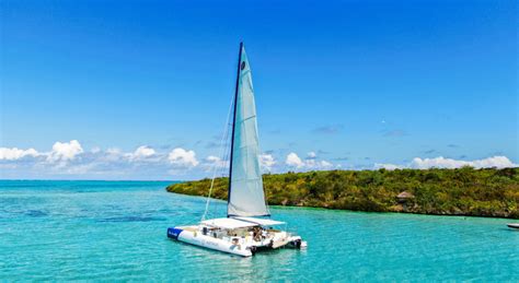 Catamaran Tour Planning