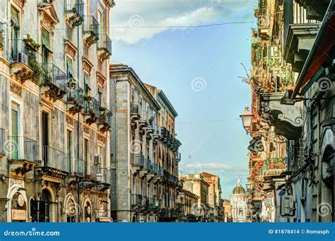 Catania Street View