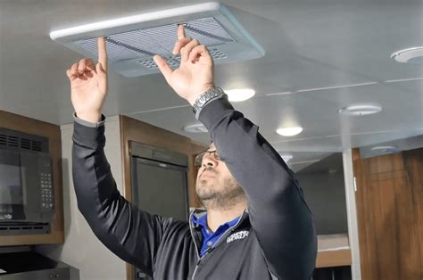 Ceiling Filters: The Heart of Clean Air Flow