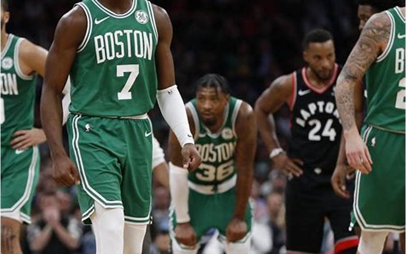 Celtics Struggle To Keep Pace
