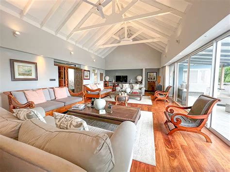 Discover Your Private Hideaway: Cerf Island's Exquisite Properties for Sale