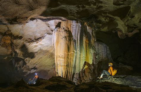 Cha Loi Cave interior