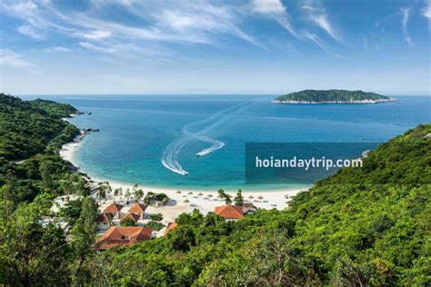 Cham Island beaches