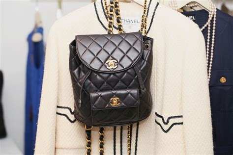 Chanel Vintage Backpack Outfit: A Timeless Fashion Statement