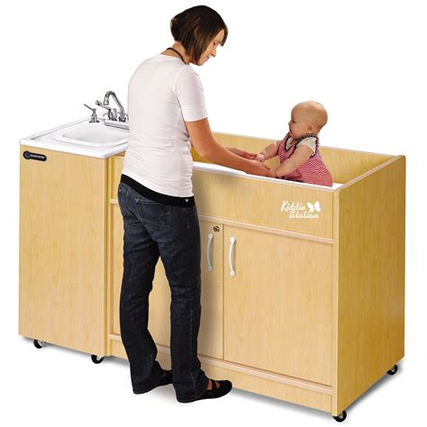Changing Table With Portable Sink