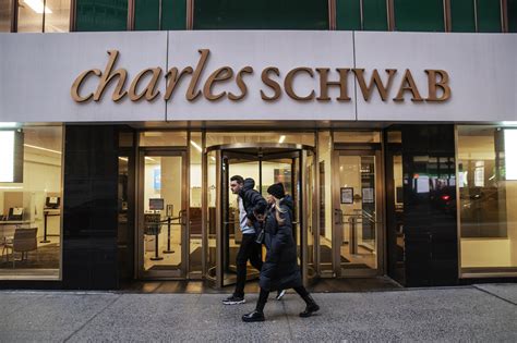 Charles Schwab Signature Bank