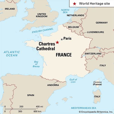 Old map of Chartres in 1931. Buy vintage map replica poster print or