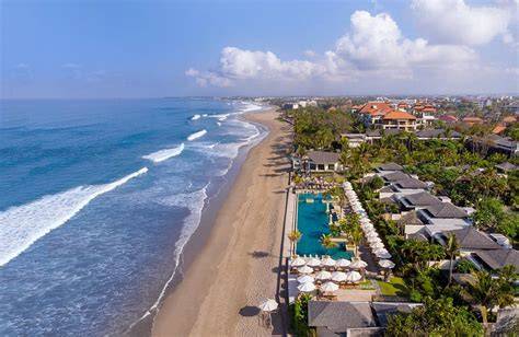 Check-In to Seminyak