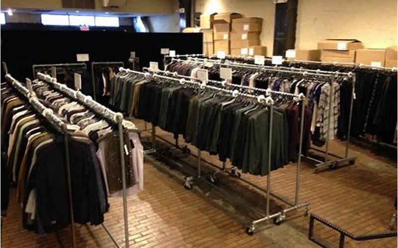 Chelsea Market Sample Sale Date