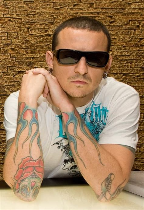 I can stare at those Buns Forever! Chester bennington