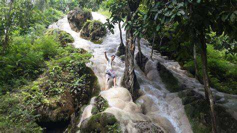 Chiang Mai Sticky Waterfalls