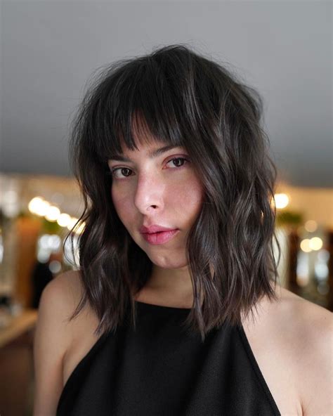 Chic Lob With Blunt Bangs