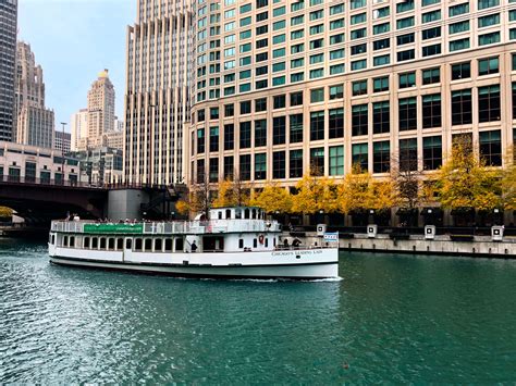 Chicago's First Lady Cruises
