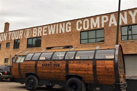 Chicago Craft Brewery Tour By Barrel Bus: An In-Depth Review