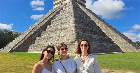 Chichen Itza Shared Guided Tour