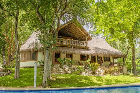 Lodge at Chichen Itza