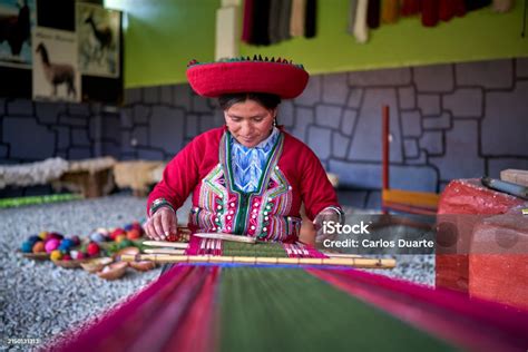 Chinchero Weaving Center