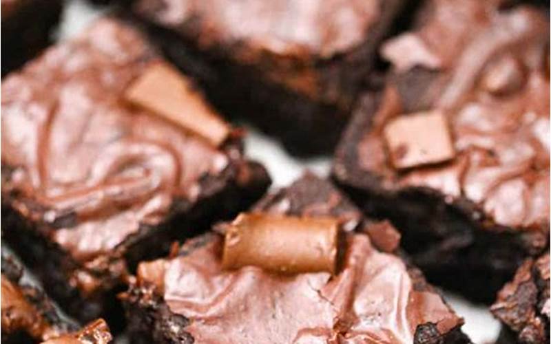 Chocolate Chunks And Brownie Pieces