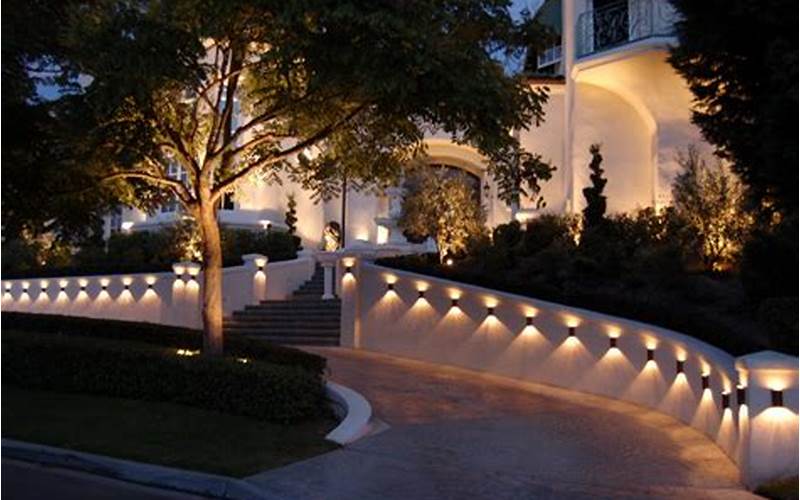 Choose The Right Type Of Outdoor Lighting