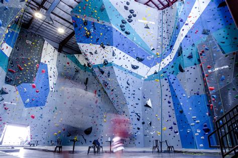 Choosing Climbing School