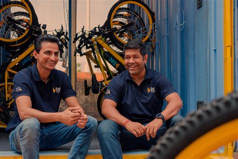 Choosing E-bike Tour Operator