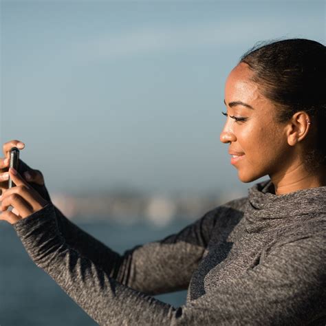 Choosing High-Quality Profile Pictures