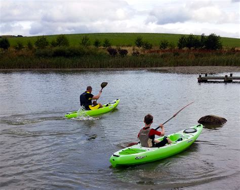 Choosing Kayaking or Canoeing