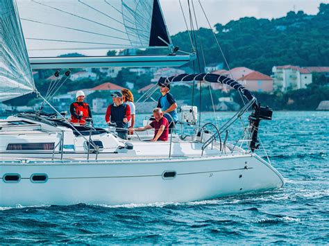Choosing Sailing Option