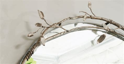 Choosing a Decorative Mirror Calendar